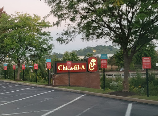 Fast Food Restaurant «Chick-fil-A», reviews and photos, 1700 PA-228, Cranberry Twp, PA 16066, USA