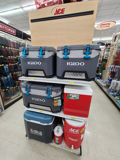 Hardware Store «Crown Ace Hardware», reviews and photos, 7351 Mission Boulevard, Jurupa Valley, CA 92509, USA