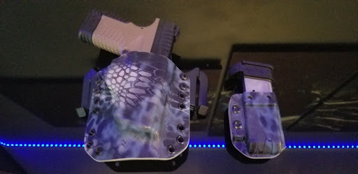 Gun Shop «Black Rhino Concealment», reviews and photos, 24 Center Dr #6, Gilberts, IL 60136, USA