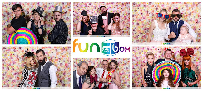 Opinii despre FunBox Photobooth - Cabina Foto Constanta în <nil> - Fotograf