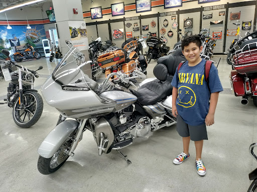 Harley-Davidson Dealer «Petersons Harley-Davidson South», reviews and photos