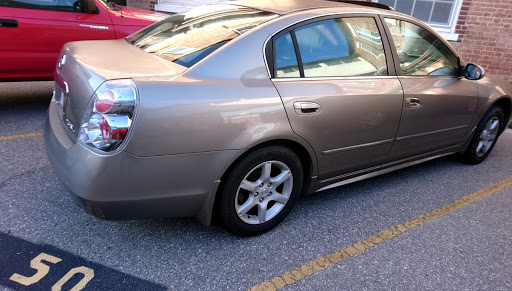 Car Dealer «Hall Nissan Chesapeake», reviews and photos, 3417 Western Branch Blvd, Chesapeake, VA 23321, USA