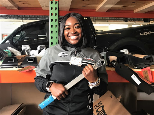 Truck Rental Agency «U-Haul Moving & Storage of Takoma Park», reviews and photos, 6889 New Hampshire Ave, Takoma Park, MD 20912, USA