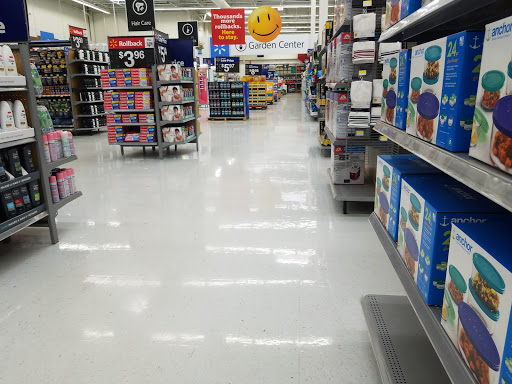 Department Store «Walmart Supercenter», reviews and photos, 2801 Commerce Dr, Coralville, IA 52241, USA