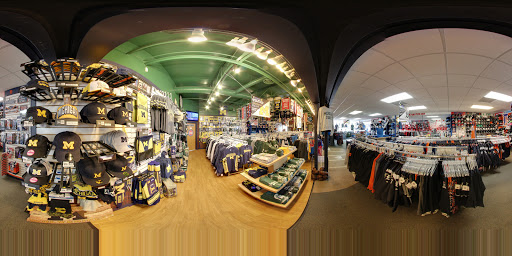 Clothing Store «Fanatic U», reviews and photos, 30409 Ford Rd, Garden City, MI 48135, USA