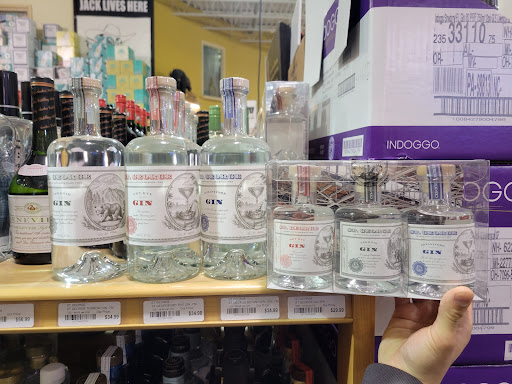 Liquor Store «Midtown Corkdorks Wine Spirits Beer», reviews and photos, 1610 Church St, Nashville, TN 37203, USA