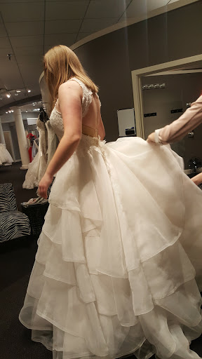 Bridal Shop «Bridal Traditions», reviews and photos, 2737 S 140th St, Omaha, NE 68144, USA