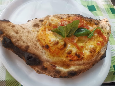 Pizzeria La Sorrisi Via Mugnano - Calvizzano, 80018 Mugnano di Napoli NA, Italia