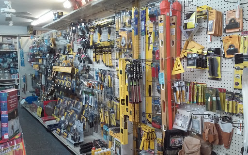Hardware Store «Anchor Hardware & Storage», reviews and photos, 726 US-1, Oak Hill, FL 32759, USA