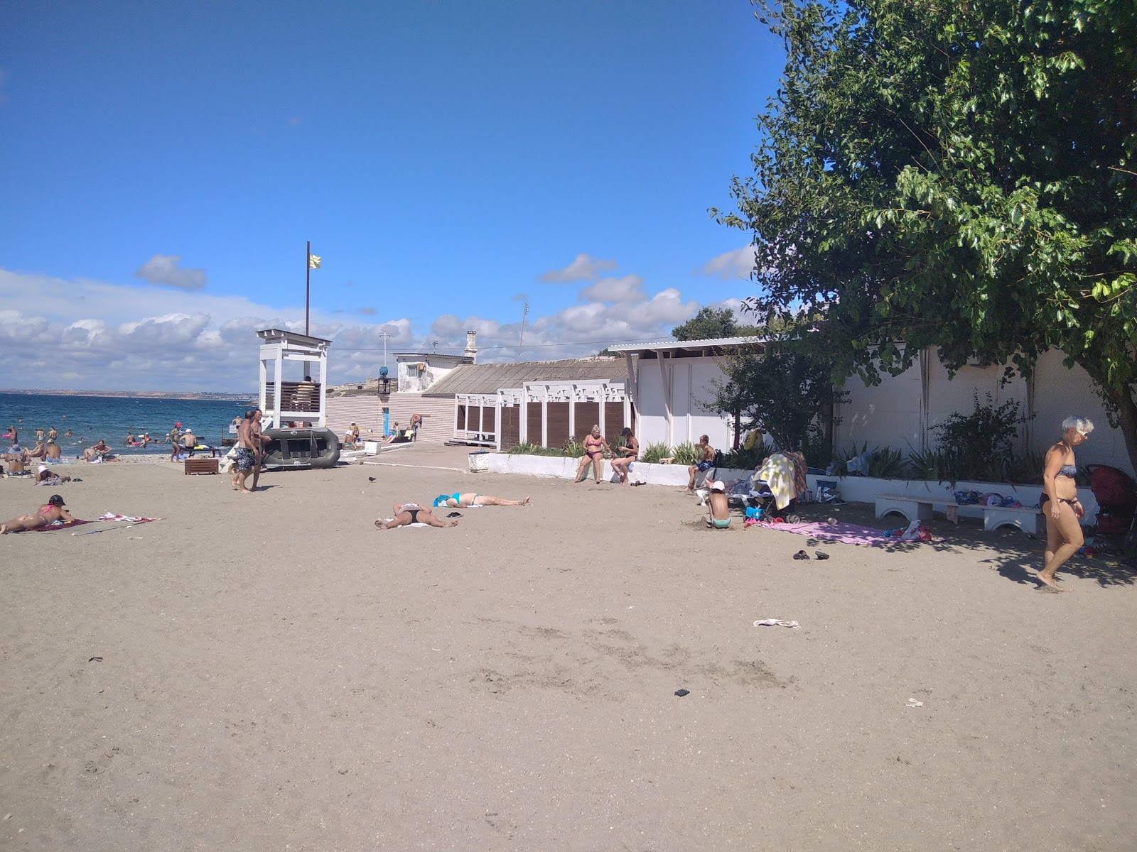 Φωτογραφία του Sand beach με μικροί και πολλοί κόλποι
