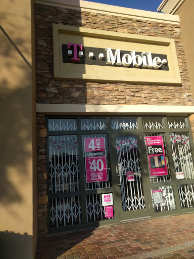 Cell Phone Store «T-Mobile», reviews and photos, 3765 S Gilbert Rd #106, Gilbert, AZ 85297, USA