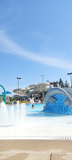 Water Park «Mystic Waters Family Aquatic Center», reviews and photos, 2025 Miner St, Des Plaines, IL 60016, USA