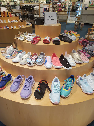 Department Store «Von Maur», reviews and photos, 4000 North Point Cir, Alpharetta, GA 30022, USA