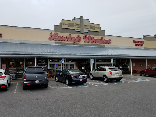 Lucky's Market