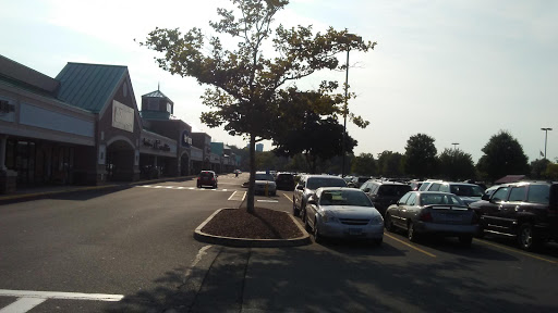 Shopping Mall «Brookside Plaza», reviews and photos, 10-38 Hazard Ave, Enfield, CT 06082, USA