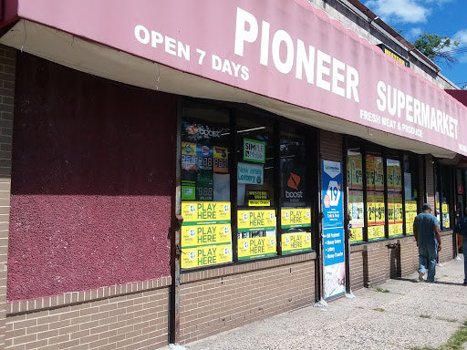 Pioneer Supermarket, 71 Mt Vernon Pl, Newark, NJ 07106, USA, 