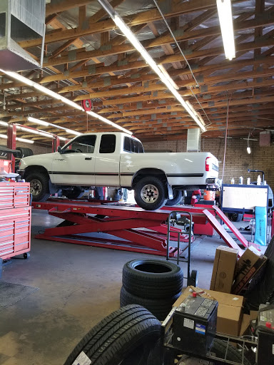 Tire Shop «S & S Tire & Auto Service Center», reviews and photos, 11790 N 91st Ave, Peoria, AZ 85345, USA