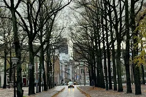 Lange Voorhout park image