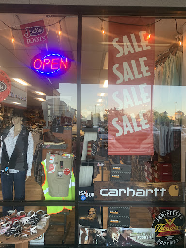 Shopping Mall «Roseville Square Shopping Center», reviews and photos, 413 Roseville Square, Roseville, CA 95678, USA