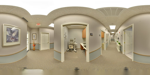 Eye Care Center «Skowron Eye Care», reviews and photos, 370 N York St, Elmhurst, IL 60126, USA