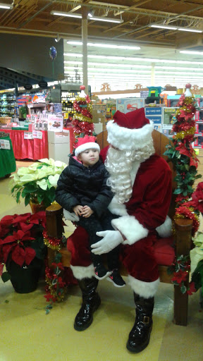 Grocery Store «Acme Fresh Market No. 2», reviews and photos, 2420 Wedgewood Dr, Akron, OH 44312, USA