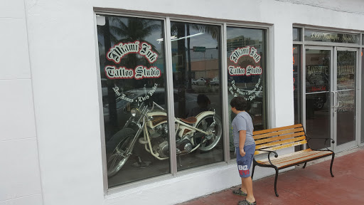 Grocery Store «Washington Food Plaza», reviews and photos, 1337 Washington Ave, Miami Beach, FL 33139, USA