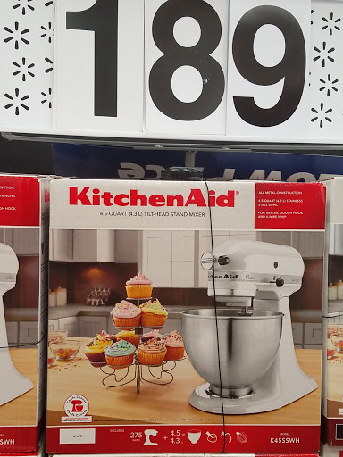 Discount Store «Walmart», reviews and photos, 1180 Fall River Ave, Seekonk, MA 02771, USA