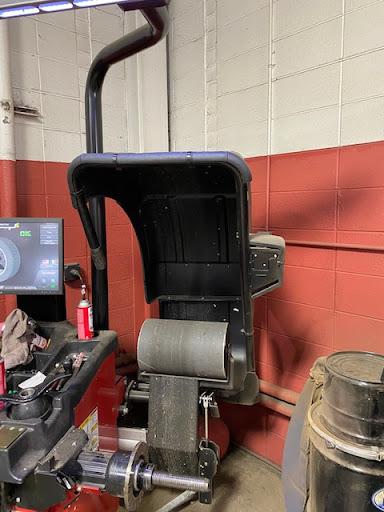 Auto Repair Shop «Casey Automotive», reviews and photos, 715 E Rand Rd, Arlington Heights, IL 60004, USA