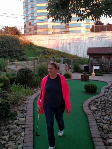 Miniature Golf Course «Harbor View Miniature Golf», reviews and photos, 36 State St, Erie, PA 16507, USA