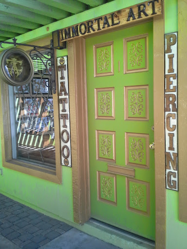 Body Piercing Shop «Immortal Art Tattoo & Body Piercing : Scottsdale», reviews and photos, 10255 N Scottsdale Rd #1, Paradise Valley, AZ 85253, USA