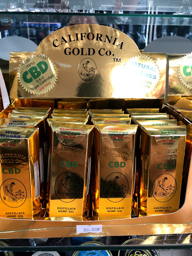 Tobacco Shop «Smoke Shop», reviews and photos, 8505 4th Ave, Brooklyn, NY 11209, USA