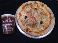 Plats et boissons du Pizzas à emporter DISTRIBUTEUR DE PIZZAS LA PLADZA PLUDUNO - n°3