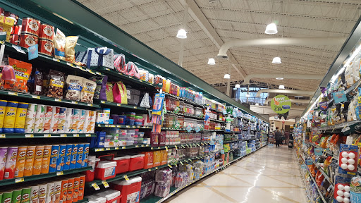 Grocery Store «Harris Teeter», reviews and photos, 2080 Kildaire Farm Rd, Cary, NC 27511, USA