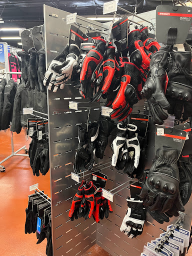 Motorcycle Parts Store «Cycle Gear», reviews and photos, 9070 Research Blvd #202, Austin, TX 78757, USA