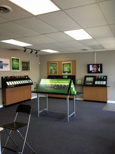 Cell Phone Store «Cricket Wireless Authorized Retailer», reviews and photos, 6211 Northwest Hwy, Crystal Lake, IL 60014, USA