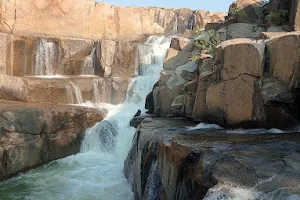 Dev-Pahari Waterfall image