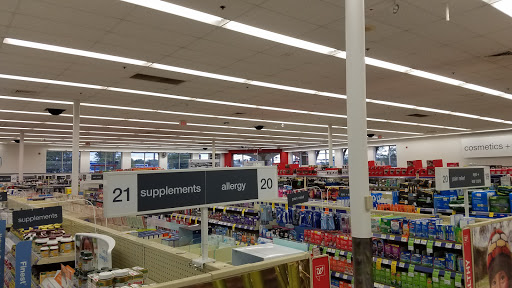 Convenience Store «Walgreens», reviews and photos, 17 W Golf Rd, Des Plaines, IL 60016, USA
