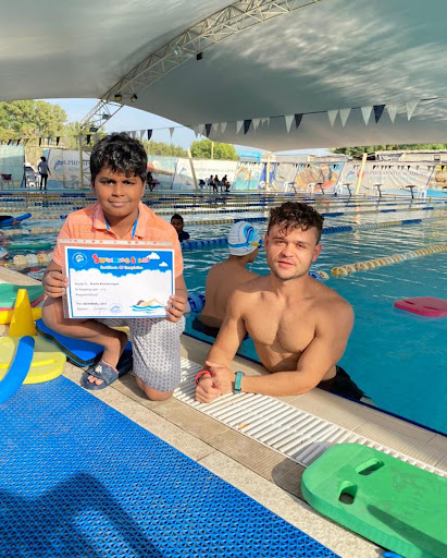 Adult swimming lessons Dubai