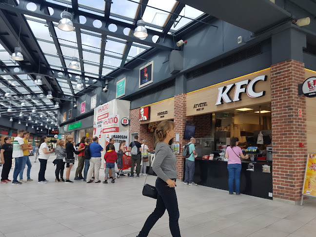 KFC M7 Auchan Budaörs - Budaörs