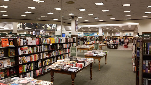 Book Store «Barnes & Noble», reviews and photos, 1315 N Milwaukee St, Boise, ID 83704, USA