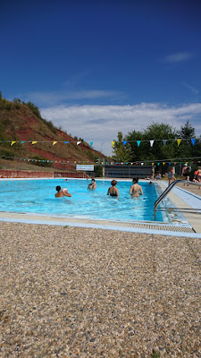 Piscine Communautaire à Marcillac-Vallon (CC. Conques-Marcillac) à Marcillac-Vallon
