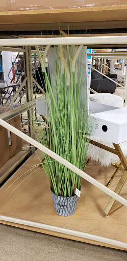 Home Goods Store «At Home», reviews and photos, 1325 N Meacham Rd, Schaumburg, IL 60173, USA