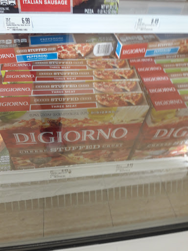 Grocery Store «Schnucks», reviews and photos, 1160 Shackelford Rd, Florissant, MO 63031, USA