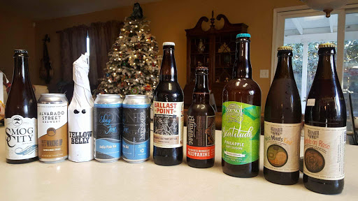 Liquor Store «EZMART LIQUOR STORE & CRAFT BEER ,BEER KEGS», reviews and photos, 1302 W Walnut Ave, Visalia, CA 93277, USA