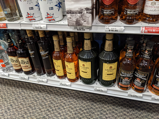 Liquor Store «North Salem Beverage», reviews and photos, 2829 Lancaster Dr NE, Salem, OR 97305, USA