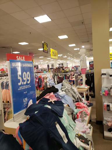 Department Store «Walmart Supercenter», reviews and photos, 415 34th St N, Dilworth, MN 56529, USA