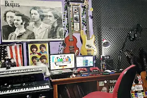 Rumah Beatles Citeureup image