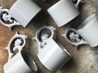 One Handmade Ceramics / One El Yapımı Seramik