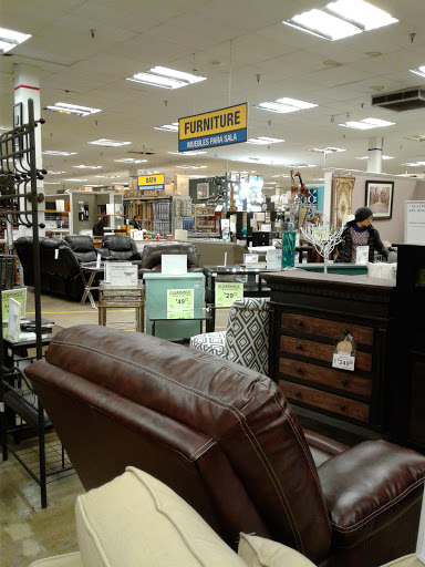 Home Improvement Store «HOBO- Home Owners Bargain Outlet», reviews and photos, 300 W North Ave, Villa Park, IL 60181, USA