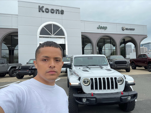 Car Dealer «Koons Tysons Chrysler Dodge Jeep Ram», reviews and photos, 2050 Chain Bridge Rd, Vienna, VA 22182, USA